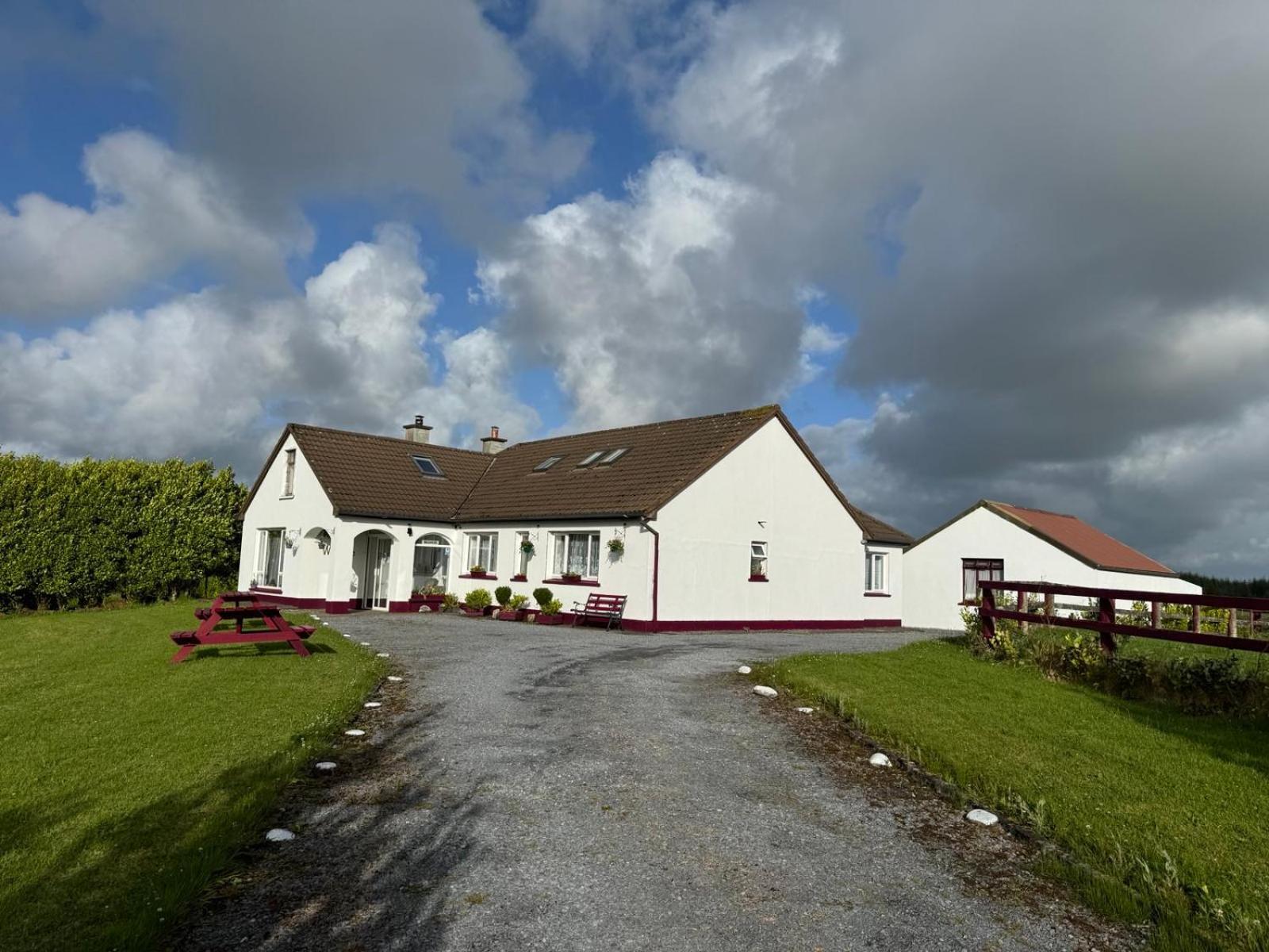 Puffin Rooms Lisdoonvarna Dış mekan fotoğraf